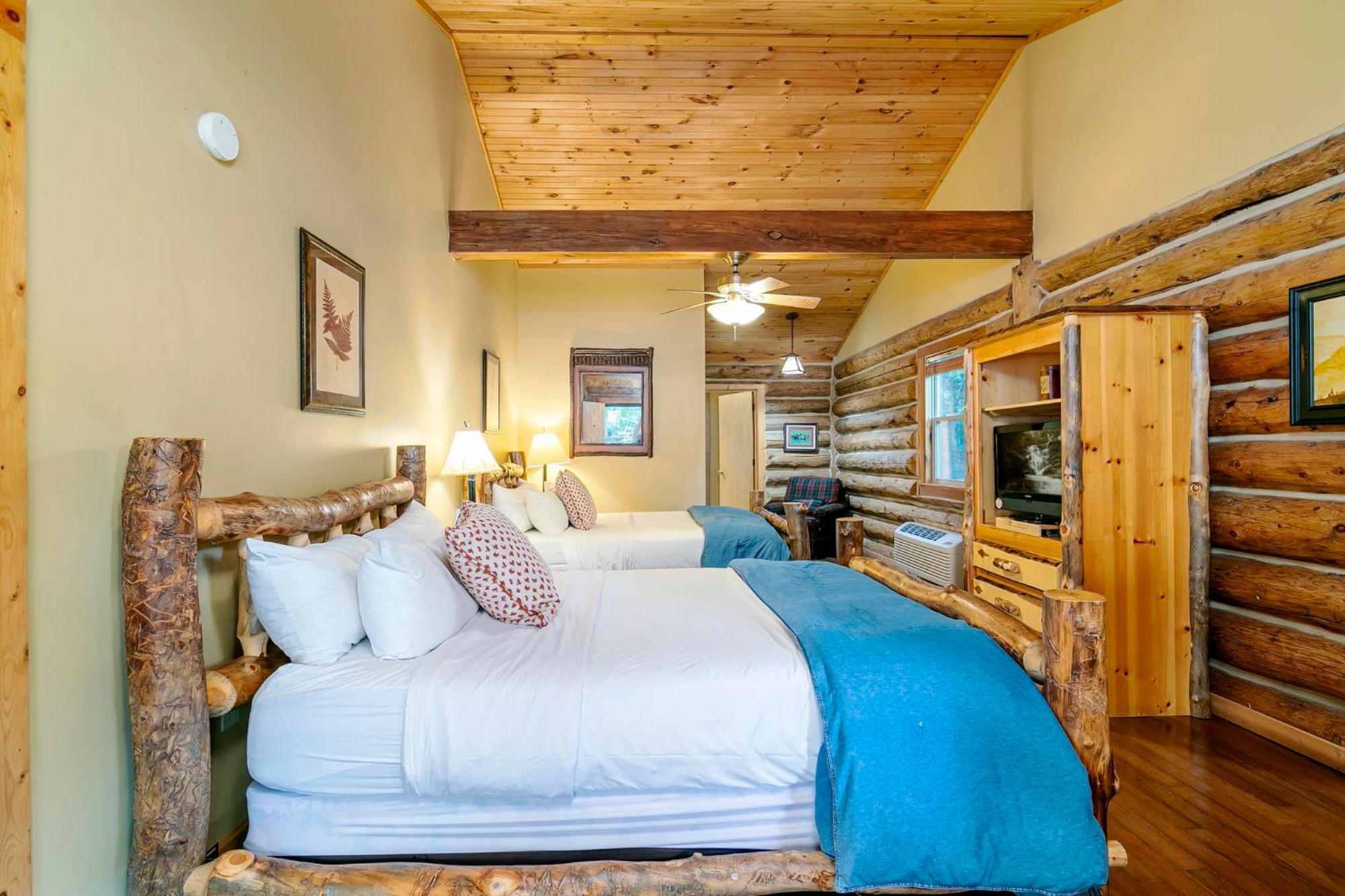 Dancing Bear Lodge Townsend Bagian luar foto