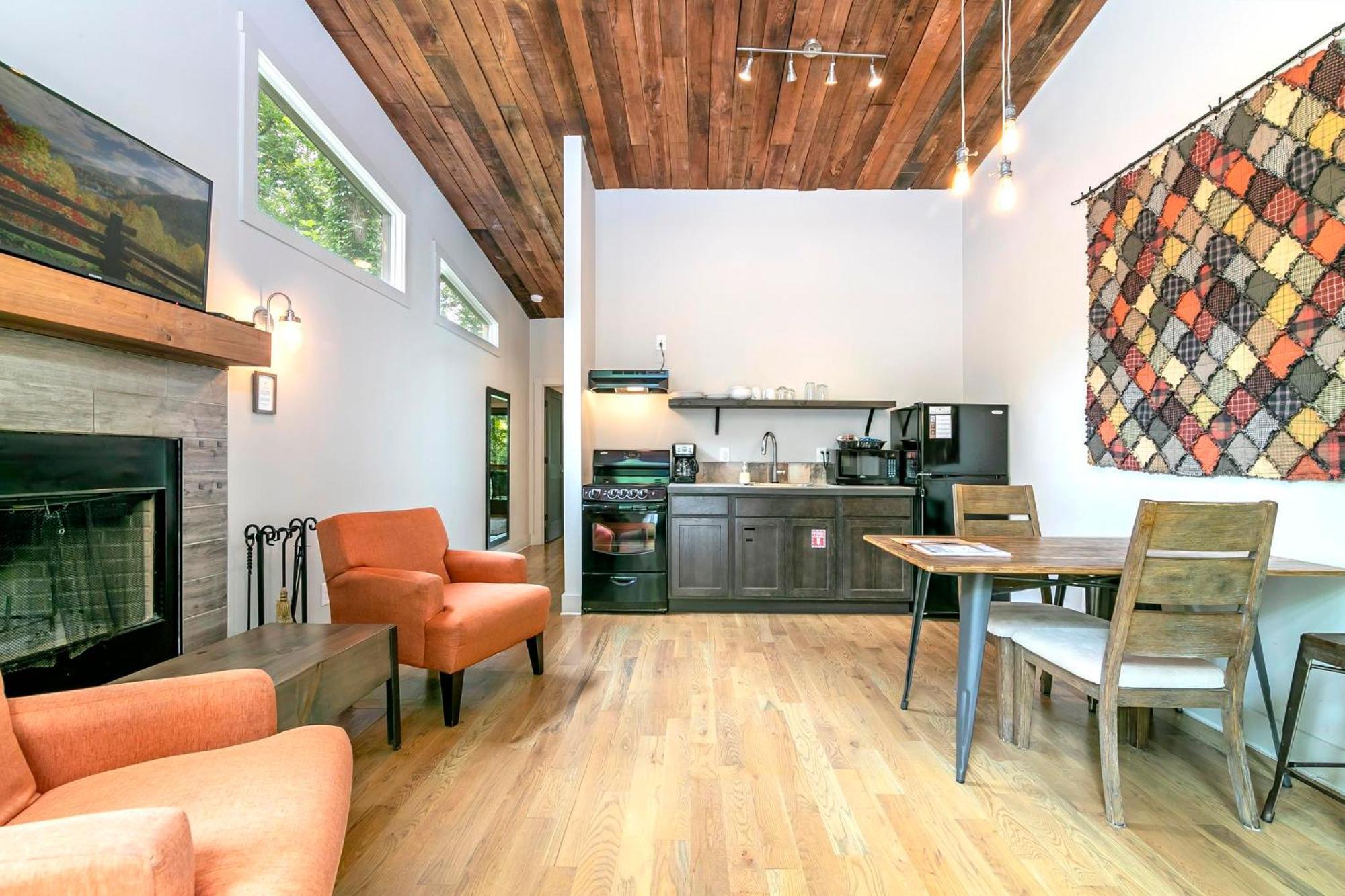 Dancing Bear Lodge Townsend Bagian luar foto